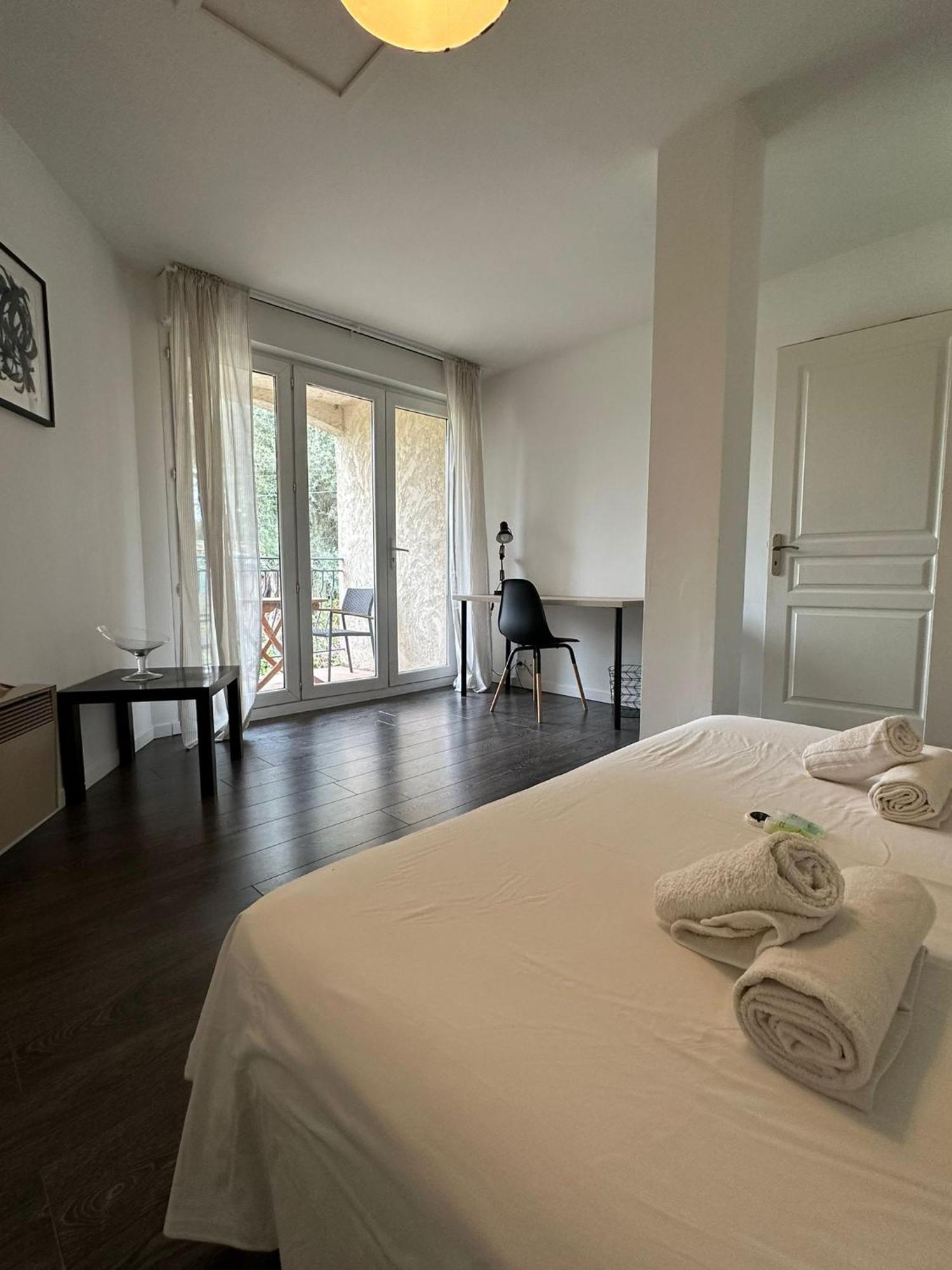 Villa Constance 3 Antibes - Spacieux Logement En Dernier Etage Ngoại thất bức ảnh